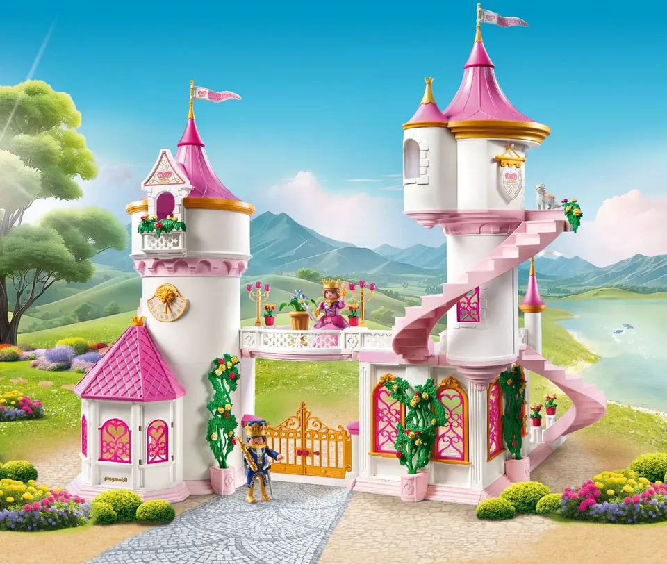 Playmobil Princess Magic Castle with Royal Couple playset overview