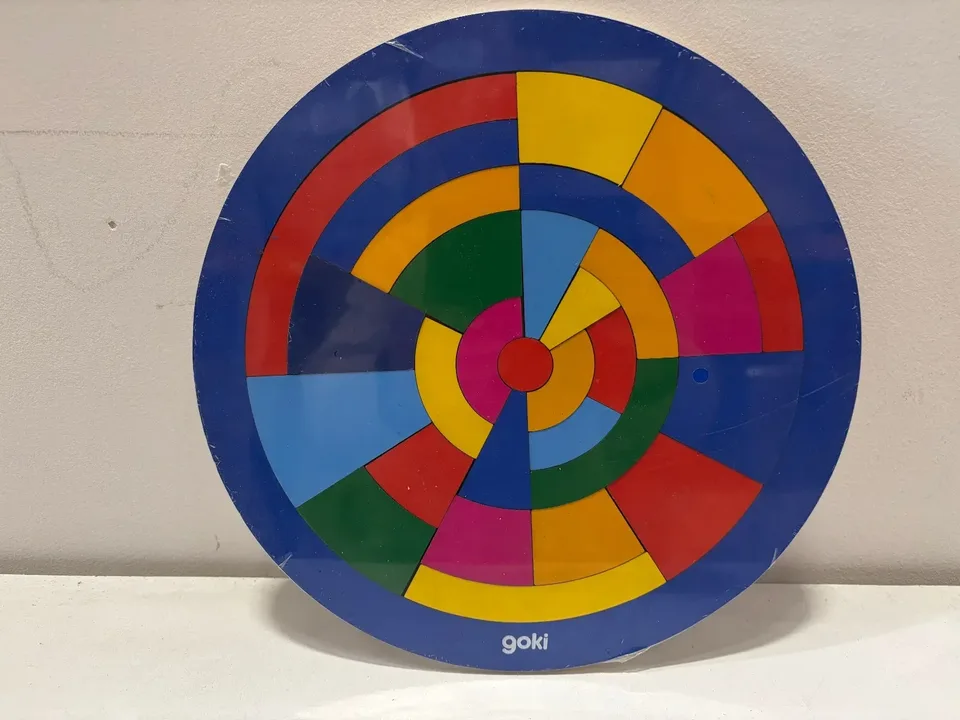Pre-loved Goki Wooden Circle Puzzle 29 pieces
