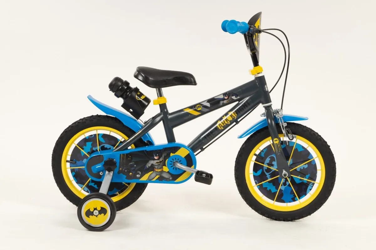 Toimsa Batman 14 inch kids bike in black with yellow spoked wheels, blue mudguards, Batman decals, stabilisers and rear drinks bottle, ages 4-6