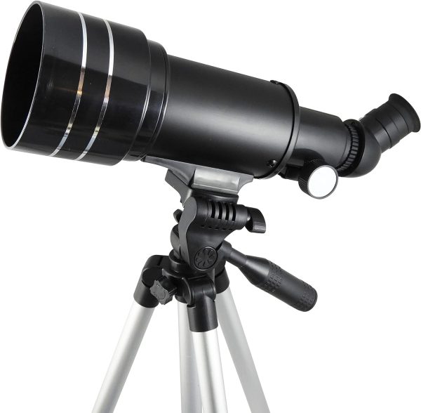 MoonScope - 30 Activities Telescope with Smartphone Holder. Telescope, close-up image.