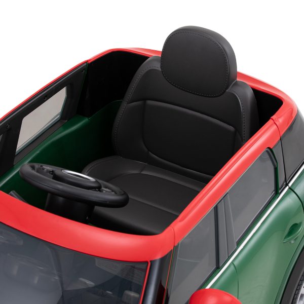 RollPlay - Mini Countryman 12V + RC. Interior image, showing the seat.