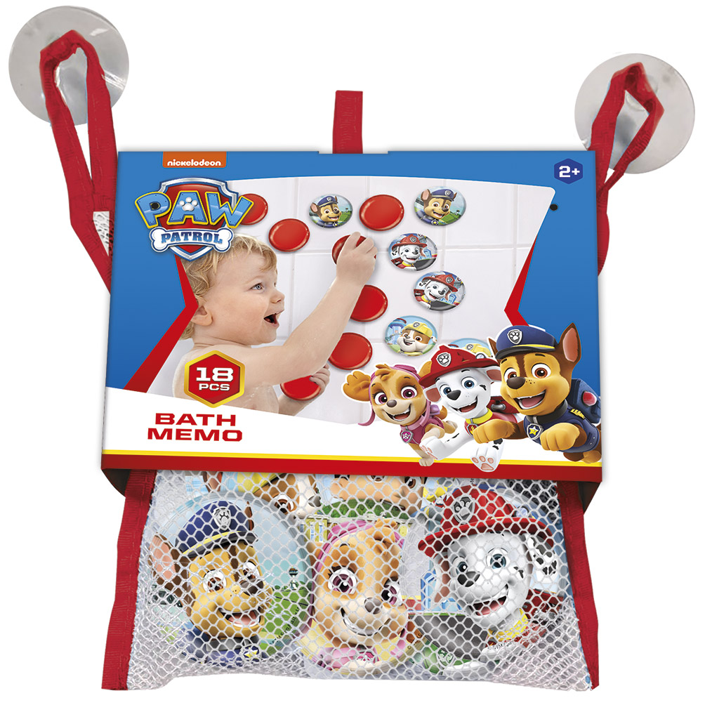 The Totum Paw Patrol Bath Memory Game in its packaging, showing the 18 character discs and the included mesh storage bag with suction cups.