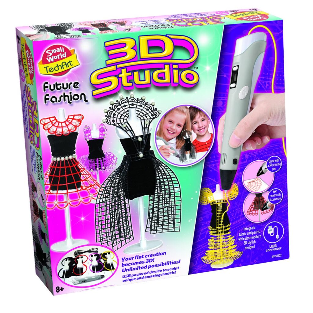 The box for the Small World Tech Art 3D Future Fashions kit, showing the 3D pen and mannequins wearing 3D printed dresses.