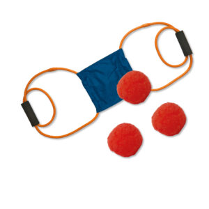 Orange and blue XXL water catapult toy with three reusable red splash balls.